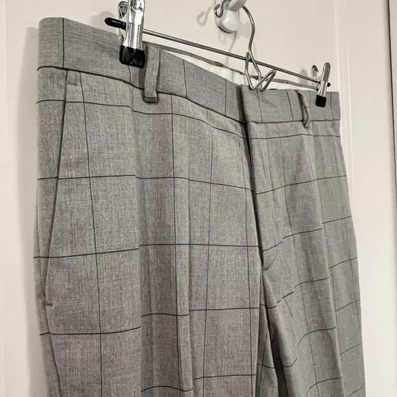 ❗️Moving Sale❗️34x31 H&M Skinny Fit - Picture 2 of 7